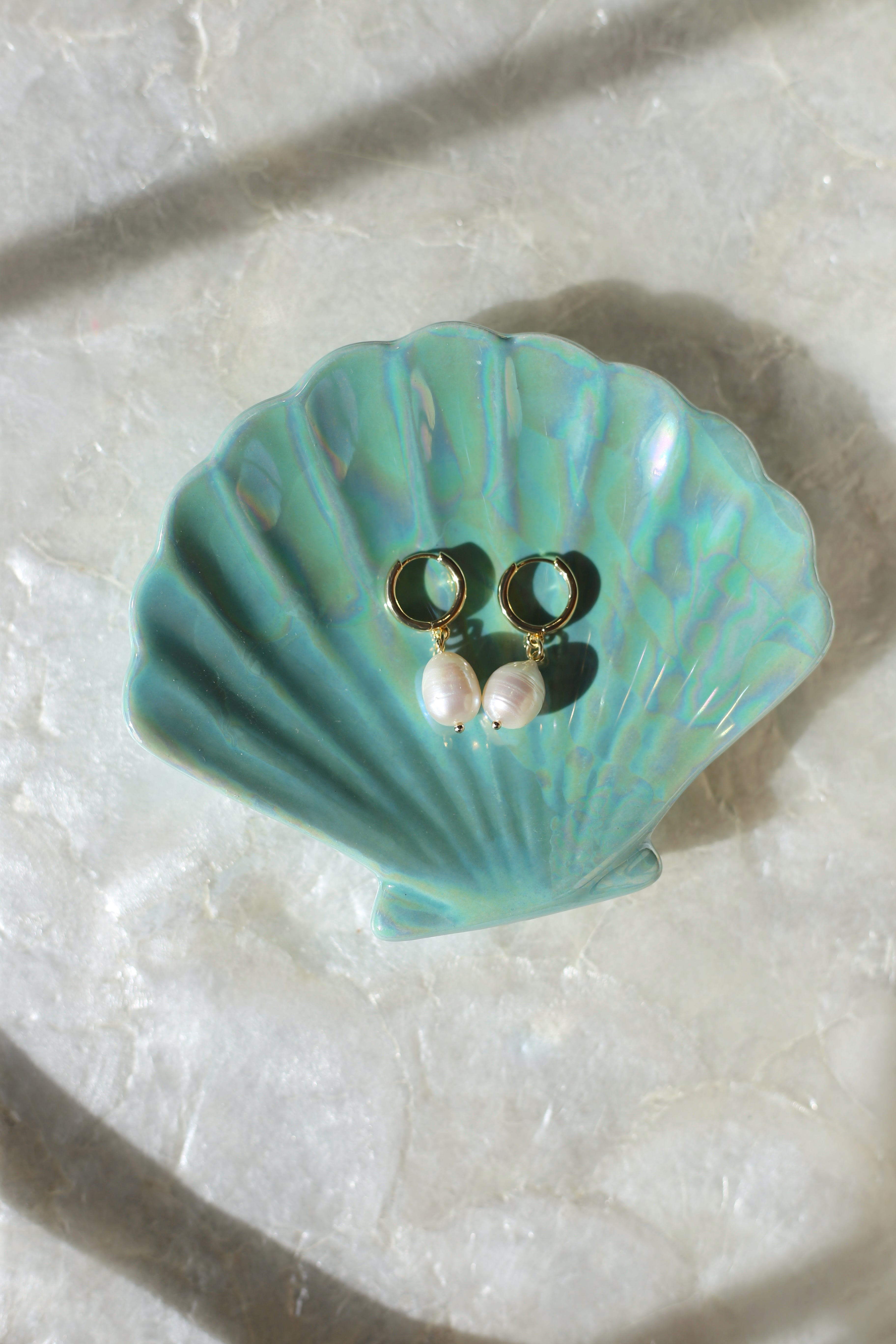 Pearl drop earrings
